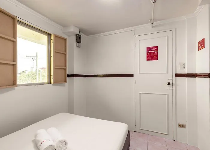 Hotel Zen 10th Ave Cubao