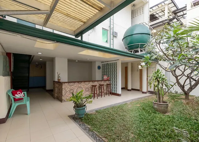 Zen 10th Ave Cubao Hotel